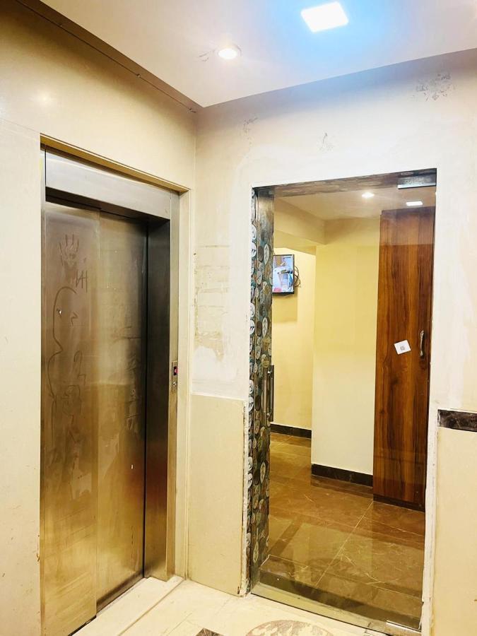 Hotel Hilton Suites Bombay Exterior foto